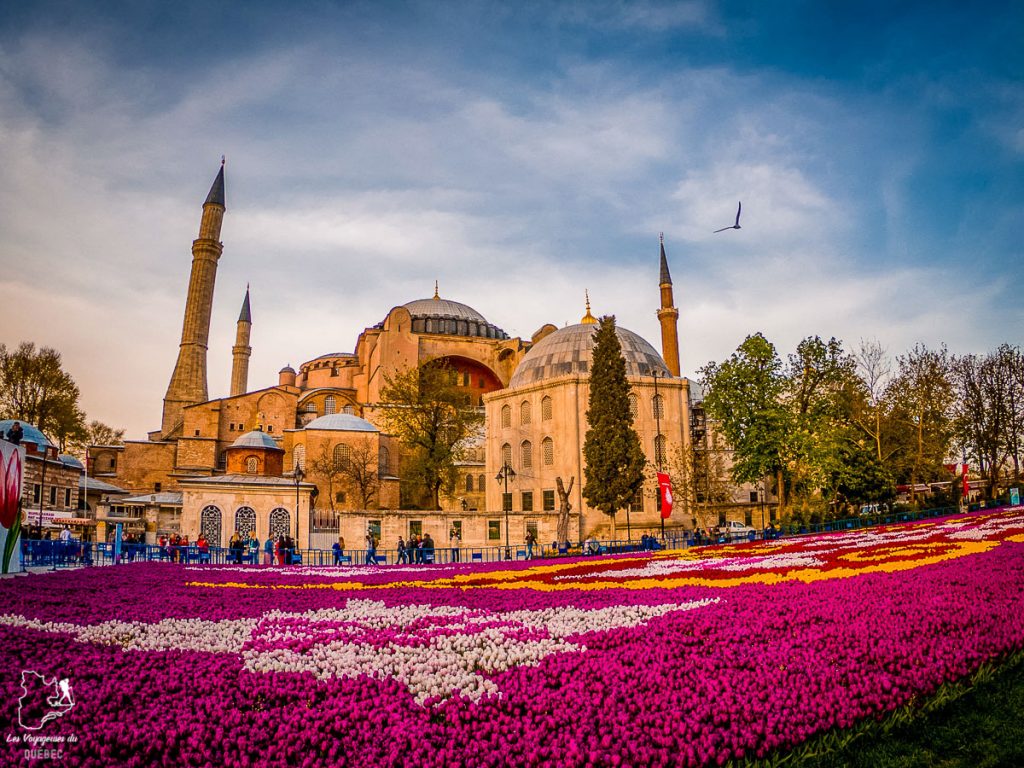 Magnifique basilique Aya Sofia à Istanbul dans mon article Carnet de voyage à Istanbul : Ville de contrastes et de découvertes #istanbul #turquie #voyage #basilique #ayasofia