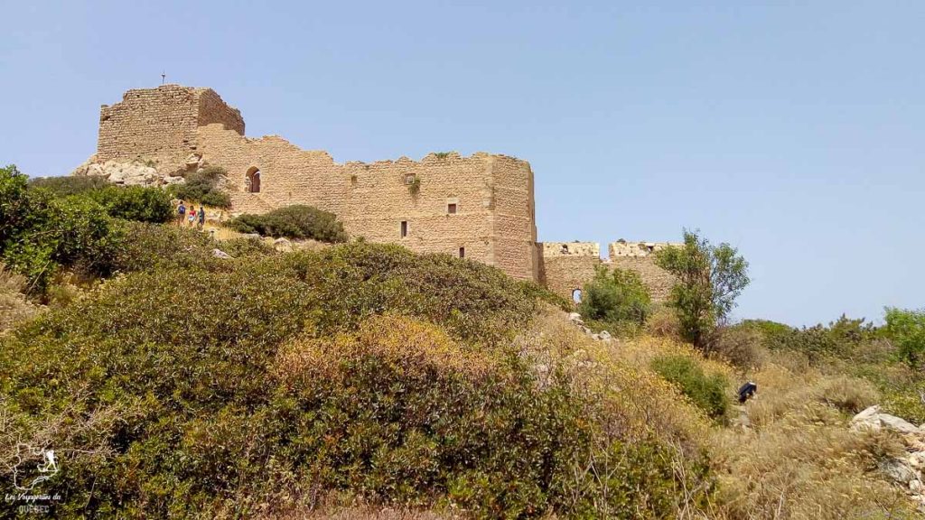 Le château de Kastellos à Kritinia dans mon article Rhodes en Grèce : Petit guide pour savoir que faire à Rhodes et visiter #rhodes #ilesderhodes #rhodesengrece #grece #ile #chateau