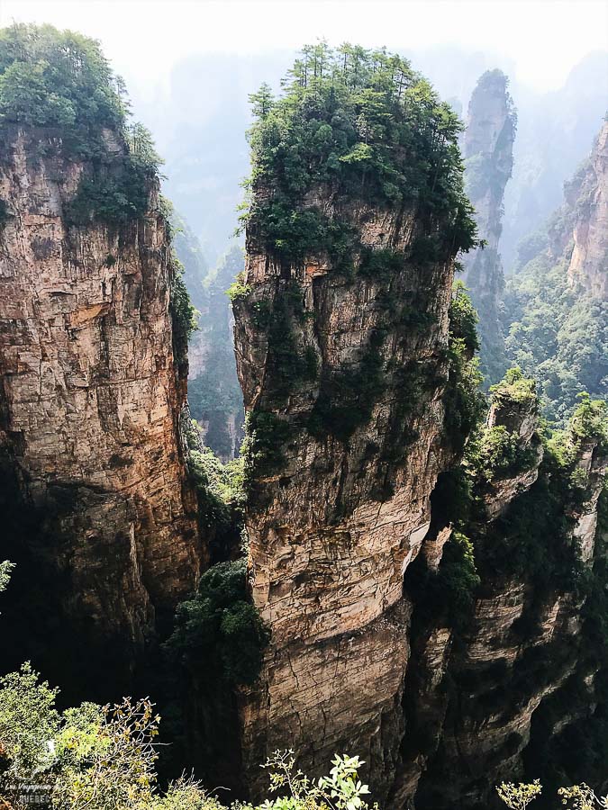 Les montagnes d'Avatar dans le parc de Zhangjiajie dans notre article Parc national de Zhangjiajie en Chine : Petit guide pour visiter ce parc #zhangjiajie #chine #avatar #asie #voyage #trek 