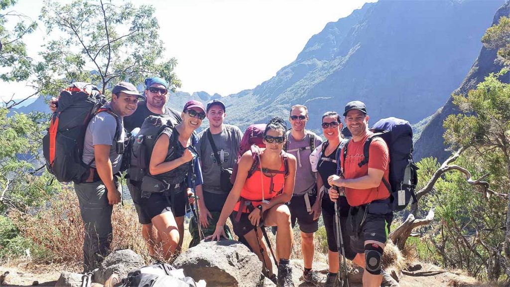 Notre groupe pour la randonnée à l'île de la Réunion dans notre article Randonnée à l'île de la Réunion : Mon trek à l'île intense en groupe organisé #reunion #iledelareunion #voyage #randonnee #trek