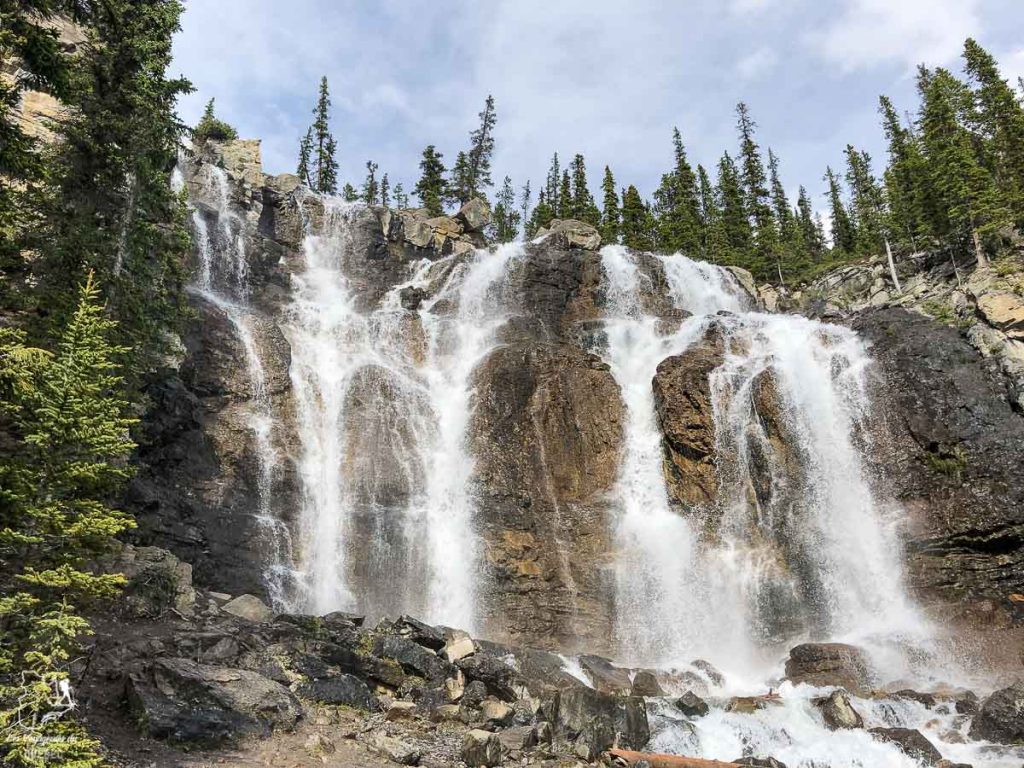 La Chute de Tangle Creek dans le Parc national de Jasper dans notre article Rocheuses canadiennes : road trip de 3 jours entre Banff et Jasper #rocheuses #rocheusescanadiennes #ouestcanadien #canada #voyage #montagne #alberta #jasper