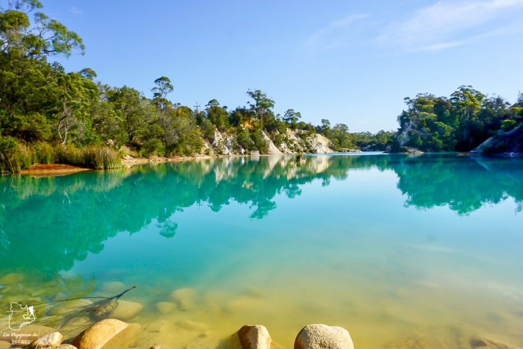 Little Blue Lake à visiter en Tasmanie dans notre article Que faire en Tasmanie : Mon itinéraire de road trip à travers l’île de Tasmanie #tasmanie #australie #ile #voyage #roadtrip