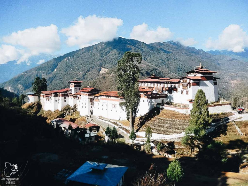 Le Dzong de Trongsa dans notre article Visiter le Bhoutan : Voyage dans ce petit royaume enchanteur hors du temps #bhoutan #asie #voyage