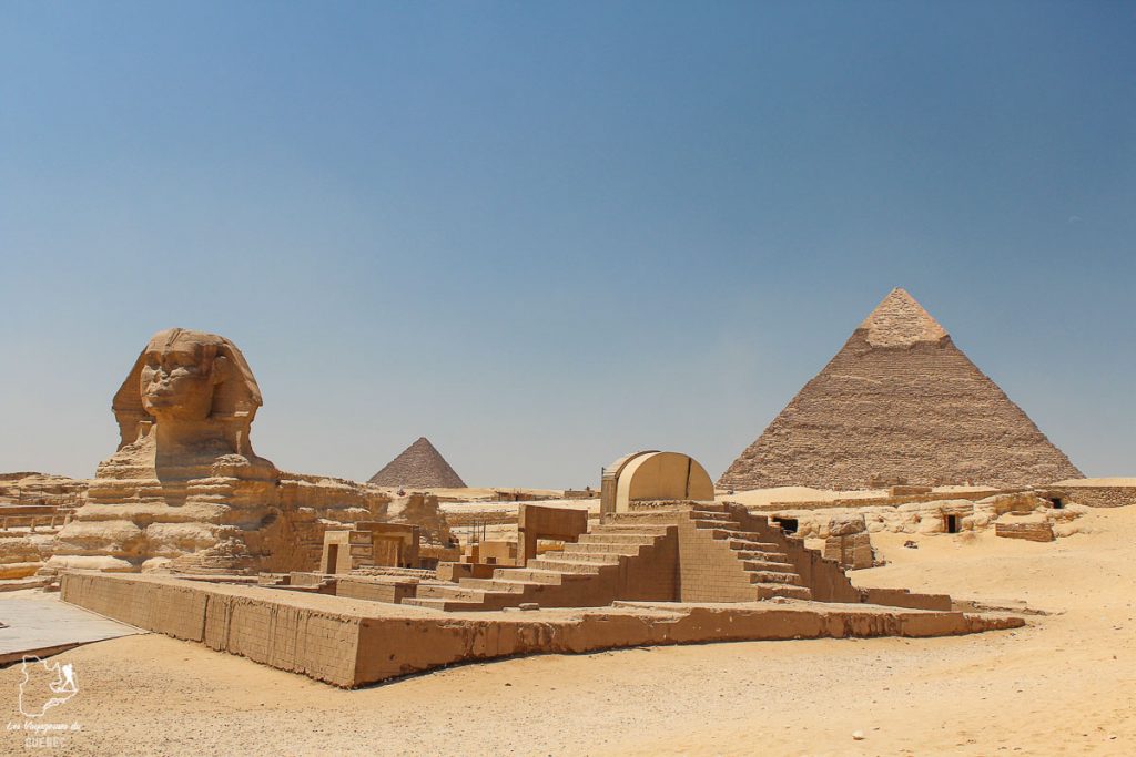 Sphinx et pyramides de Gizeh en Égypte dans notre article Le Nil en Égypte : Mon voyage découverte du Nil en train #egypte #nil #afrique #train #voyage #pyramides #sphinx