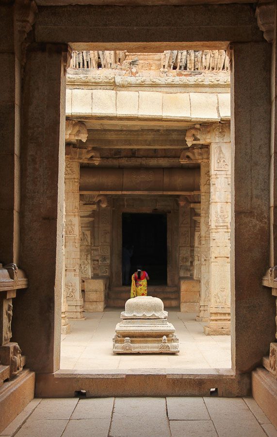 Hampi et ses temples sur que voir en Inde du Sud dans notre article sur Que voir en Inde du Sud : Mon itinéraire de voyage dans le sud de l’Inde #inde #indedusud #suddeinde #voyage #asie #itineraire