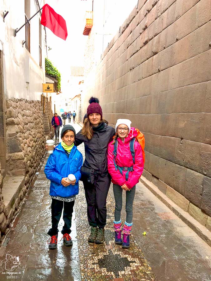 Se déplacer à pied, une belle manière de découvrir les villes du Pérou dans notre article Comment se déplacer au Pérou : Petit guide pratique des transports au Pérou #perou #transport #sedeplacer #ameriquedusud #voyage
