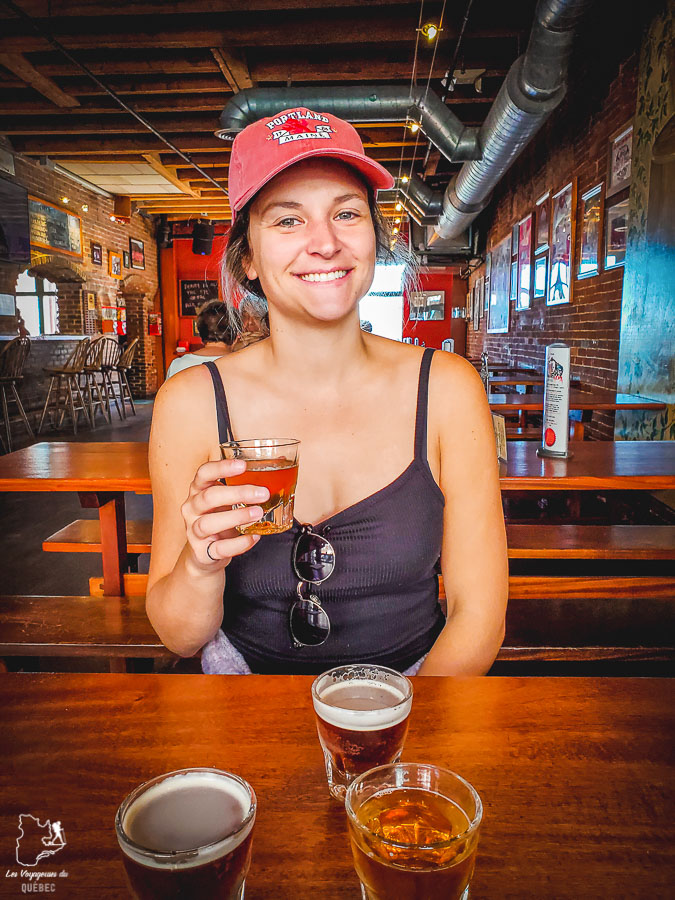 Bière au Gritty's lors d'un food tour à Portland dans notre article Visiter Portland : Quoi faire à Portland dans le Maine pour un weekend gourmand #Portland #Maine #USA #voyage #foodtour