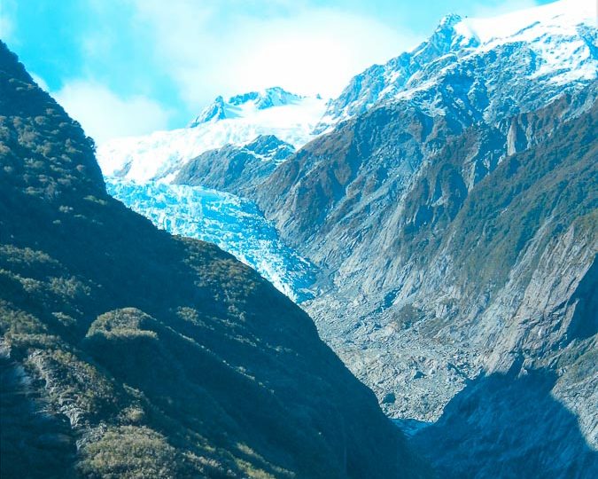 La fonte du Glacier Franz-Joseph en Nouvelle-Zélande dans notre article Mon tour du monde d’un an à 50 ans : le voyage d’une vie #tdm #tourdumonde #voyage #voyageunan #senior