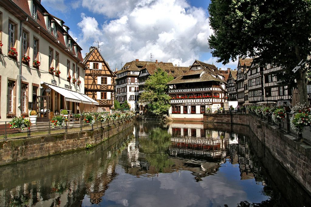 Visiter Strasbourg en Alsace et ses environs en 6 itinéraires d'un jour #strasbourg #alsace #france #voyage