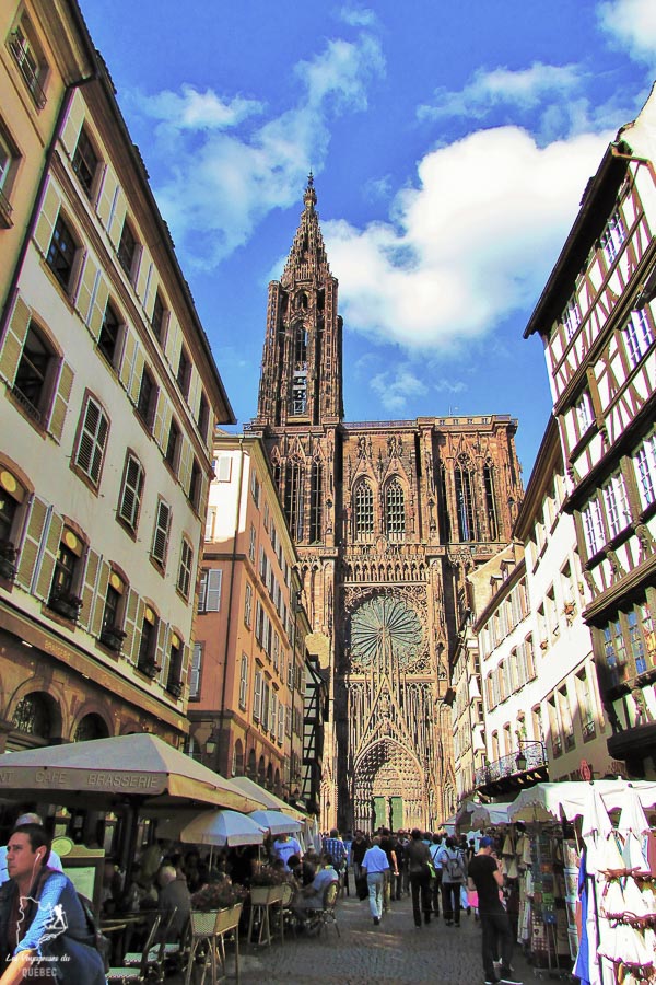Visiter Strasbourg en Alsace et sa cathédrale dans notre article Visiter Strasbourg en Alsace et ses environs en 6 itinéraires d'un jour #strasbourg #alsace #france #voyage