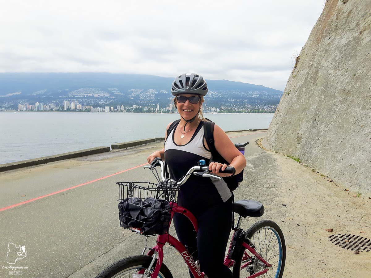 Découvrir Stanley Park sur le Seawall à vélo dans notre article Visiter Vancouver au Canada : Mon top 10 de quoi faire et voir dans cette ville #vancouver #canada #voyage #amerique