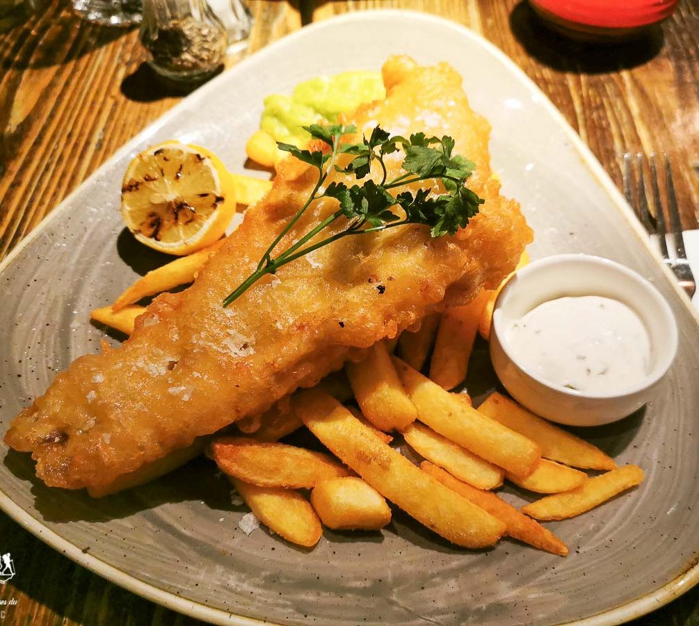 Manger un fish and chips à Londres dans l'article Visiter Londres : que faire et que voir avec un petit budget #londres #pascher #angleterre #royaumeunis #voyage #europe