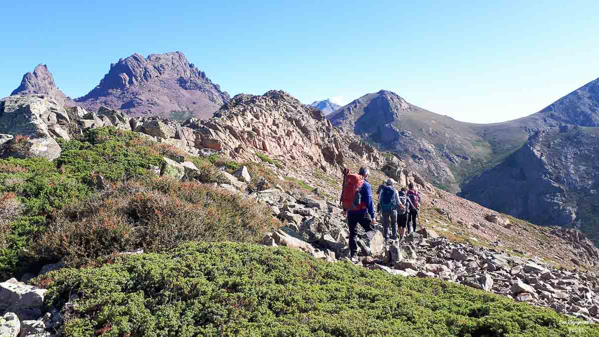 Trek organisé de niveau 4 avec l'agence de randonnée Terres d'Aventure dans notre article Voyage de randonnée : Tout savoir pour planifier son trek organisé avec une agence #randonnee #trekking #agence #voyage