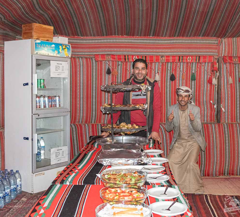 Expérience de workaway au Wadi Rum en Jordanie dans notre article Comment voyager gratuitement en offrant de son temps : mes expériences Wwoofing et Workaway #voyagergratuitement #workaway #wwoofing #voyage