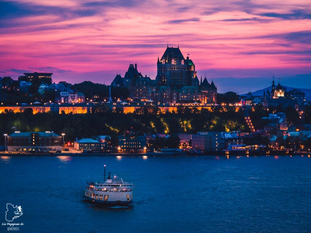 Photographier la ville de Québec à partir de la Terrasse du Chevalier-de-Lévis dans notre article Visiter Québec à travers ses plus beaux points de vue : 12 endroits où photographier la ville de Québec #quebec #villedequebec #canada #photographie