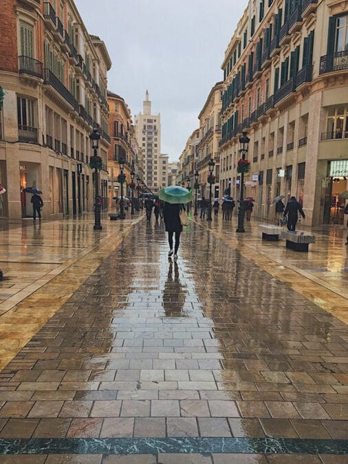 Faire du shopping à Malaga dans notre article Voyage au sud de l’Espagne : Itinéraire de 2 semaines à visiter en mode backpack #espagne #sudespagne #malaga #seville #grenade #europe #voyage #itineraire #backpack