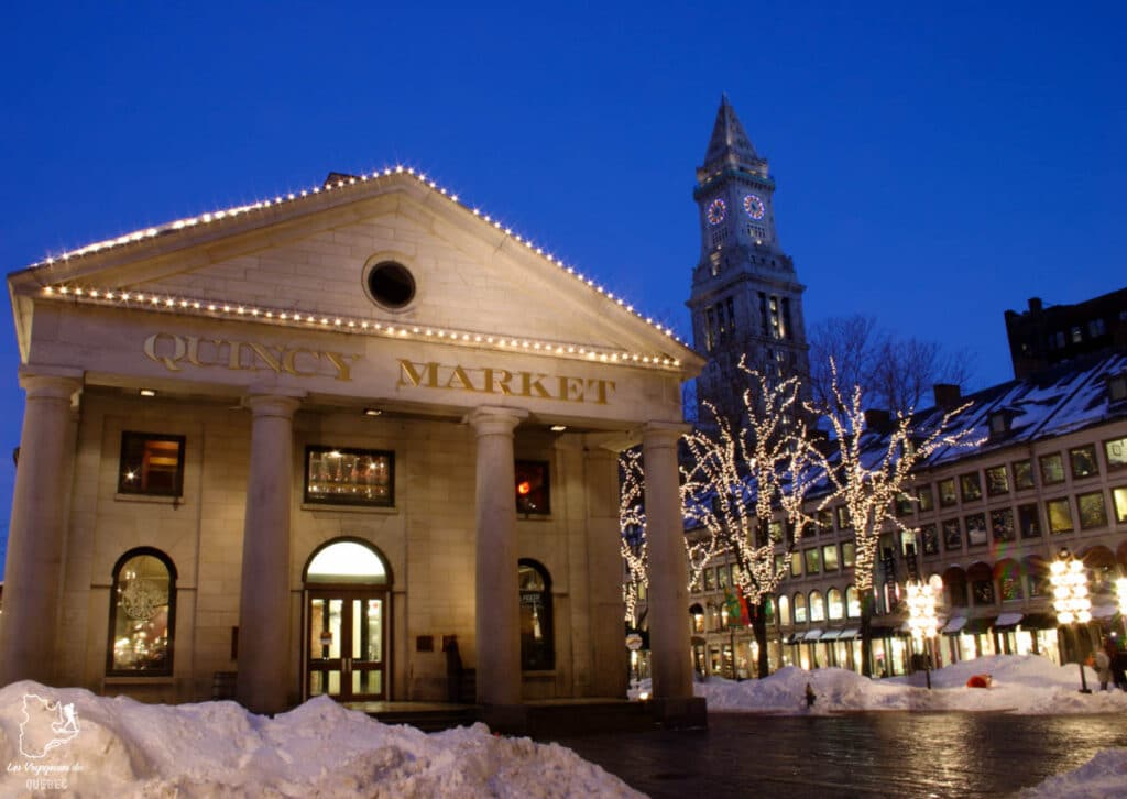 Quincy Market de Boston à Noël dans notre article Visiter Boston à Noël : petit guide d’un séjour à Boston réussi en période des fêtes #boston #USA #etatsunis #noel #voyage