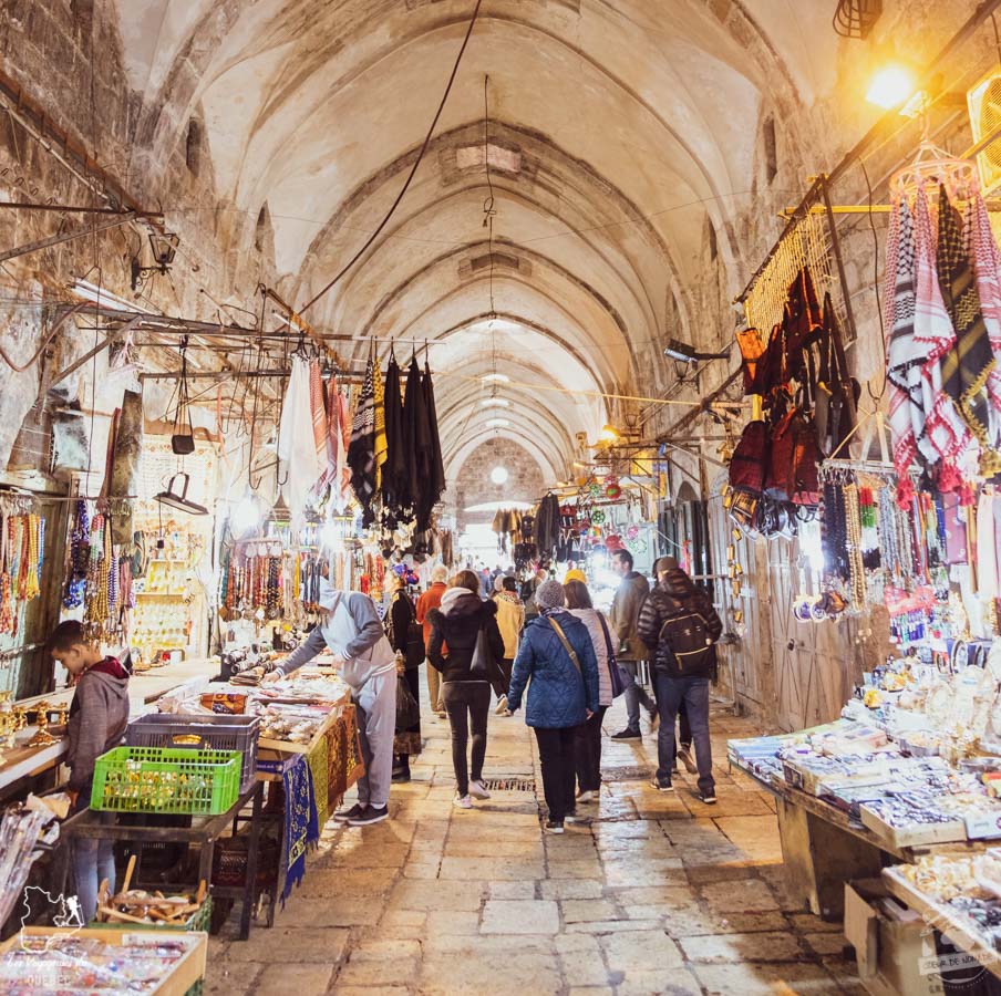 Marché intérieur de la vieille ville de Jérusalem en Israël dans notre article Noël en Terre sainte : 9 jours à visiter Israël et la Palestine durant les fêtes #noel #terresainte #israel #palestine