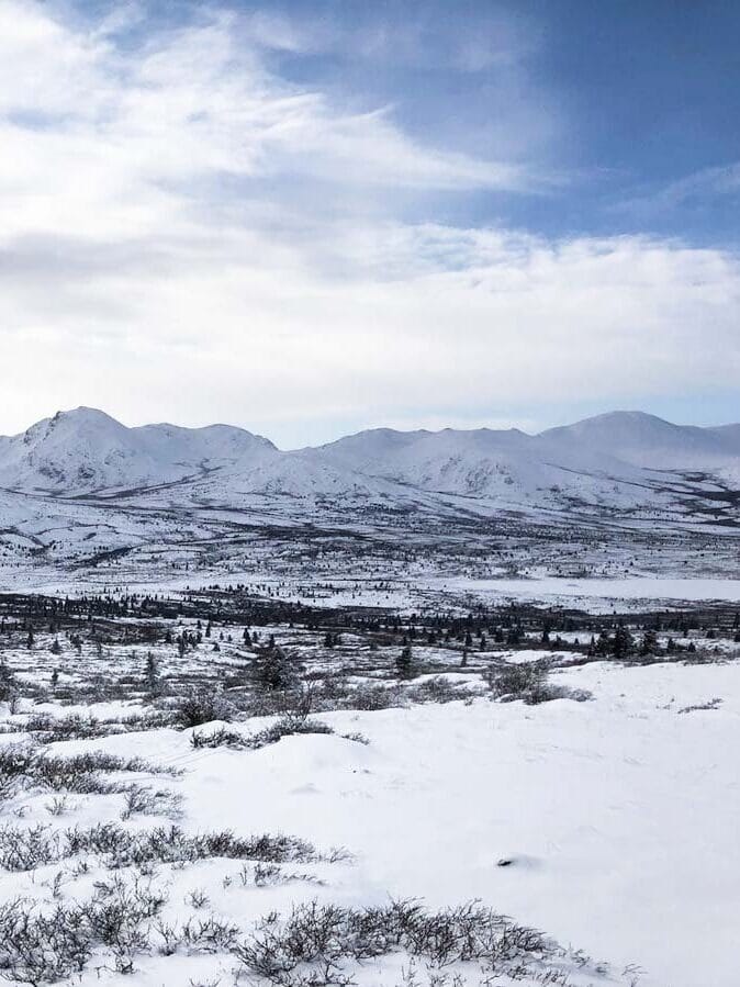 Randonnée au Fish Lake au Yukon dans notre article Visiter le Yukon en hiver : quoi faire au Yukon durant la saison hivernale #yukon #hiver #canada #voyage