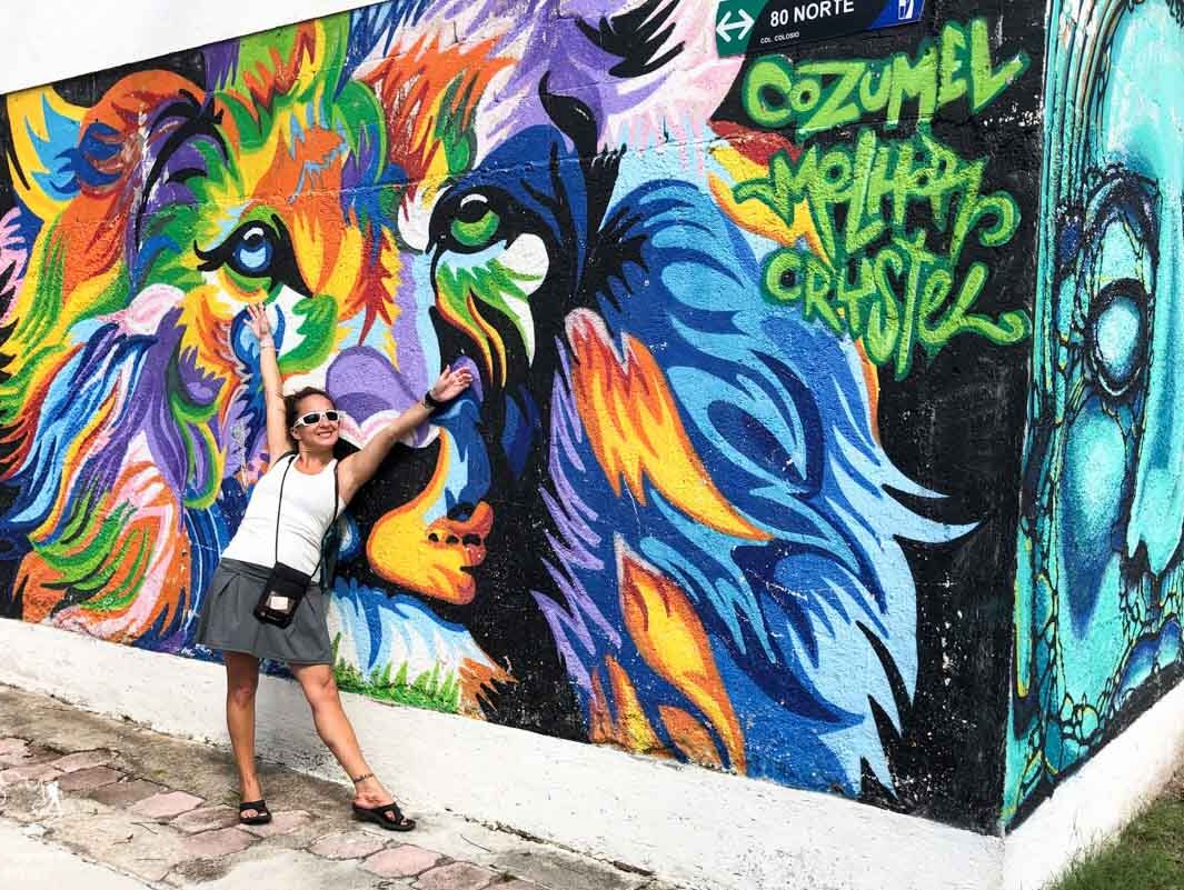 Street art sur la Quinta Avenida Norte à Playa del Carmen au Mexique dans notre article Quoi faire à Playa del Carmen et dans le Quintana Roo au Mexique en indépendant #playadelcarmen #quintanaroo #mexique #voyage #caraibes #yucatan