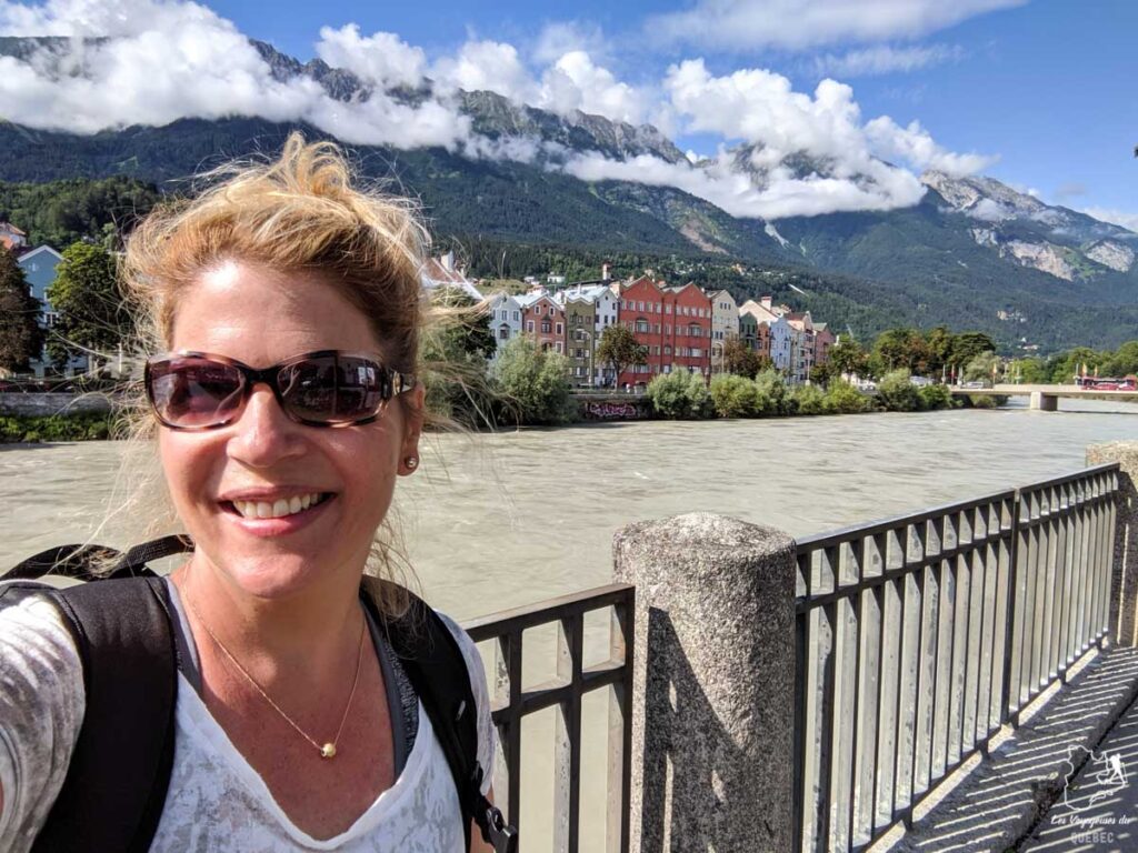 Balade le long de la rivière Inn dans notre article Petit guide pour visiter Innsbruck en Autriche : Que faire à Innsbruck en un jour #Innsbruck #autriche #europe #voyage