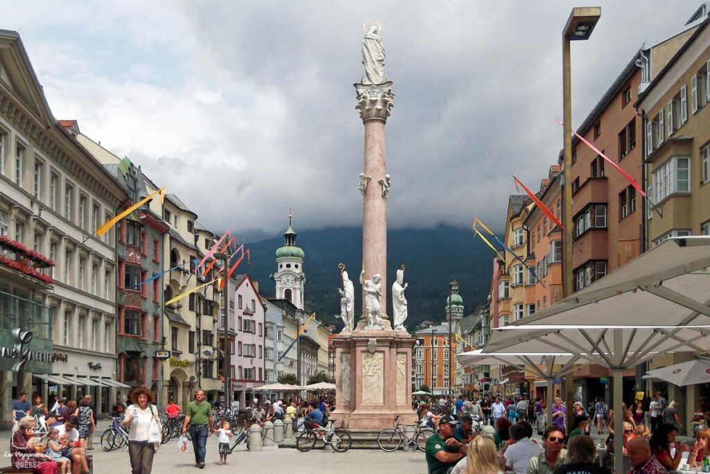 Colonne Sainte-Anne à Innsbruck dans notre article Petit guide pour visiter Innsbruck en Autriche : Que faire à Innsbruck en un jour #Innsbruck #autriche #europe #voyage