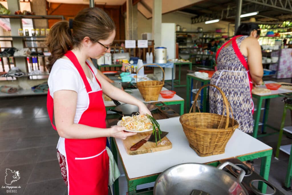 Cours de cuisine thaïlandaise dans notre article Premier séjour en Thaïlande : 10 incontournables en Thaïlande à voir et faire #thailande #asiedusudest #asie #voyage