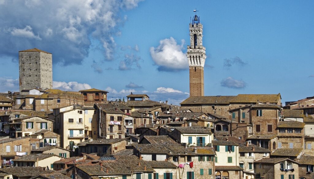 Visiter Sienne en Toscane en Italie en 10 incontournables et adresses foodies #italie #sienne #toscane #voyage
