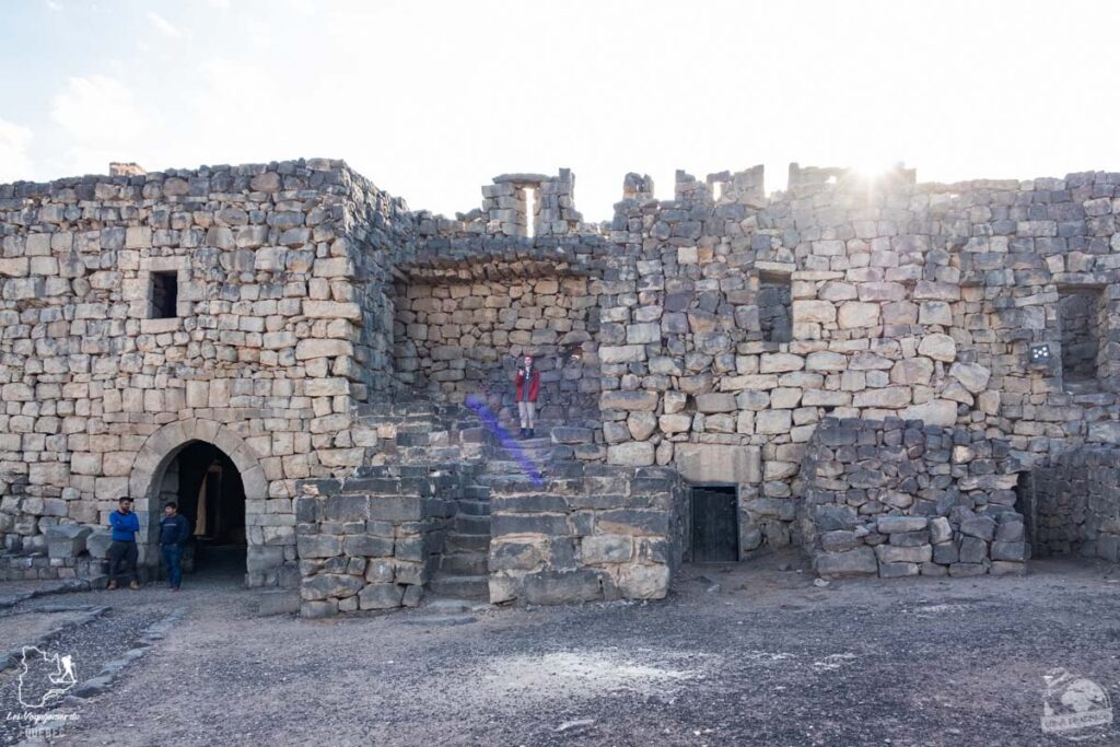 Le château Qasr Azraq dans le désert de Jordanie dans notre article Visiter la Jordanie : Mon itinéraire de 2 semaines en road trip en Jordanie #jordanie #road trip #voyage