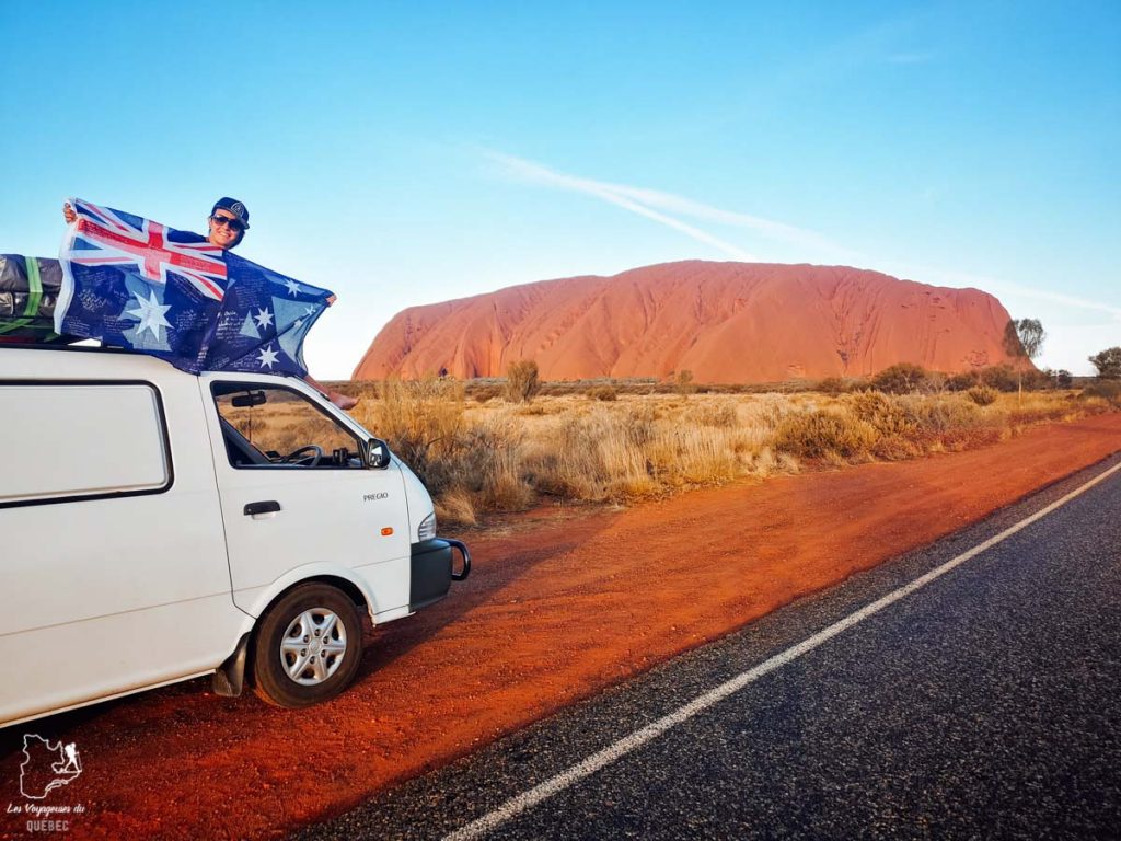 Visite de Urulu lors de mon road trip en van en Australie dans notre article Tout savoir pour préparer son road trip en van en Australie #australie #roadtrip #van #voyage