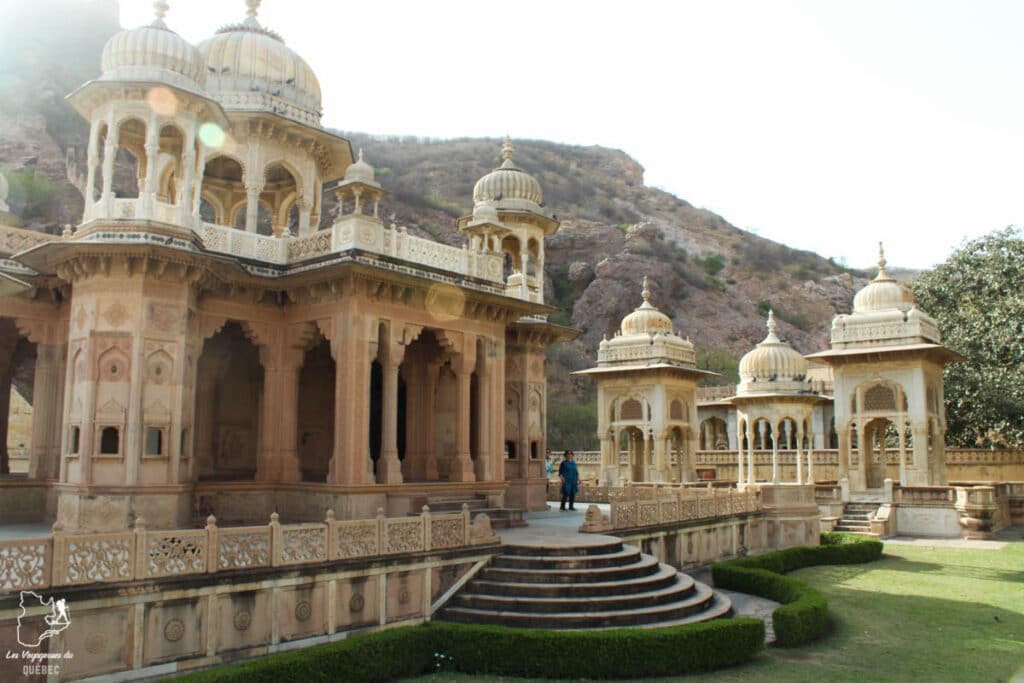 Gaitor tombeaux maharajas à Jaipur dans notre article Visiter le Rajasthan en Inde : Itinéraire et conseils pour un voyage dans cet État du Nord de l’Inde #rajasthan #inde #itineraire #voyage