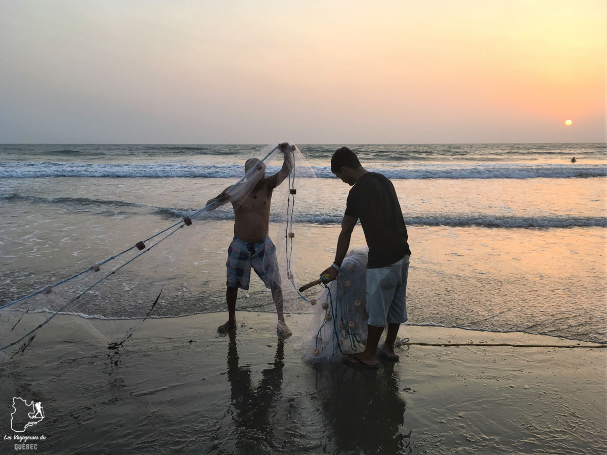 Pêcheurs à Kochi en Inde dans notre article 10 conseils pour un voyage en Inde pas cher et à petit budget #inde #asie #voyage #petitbudget #conseilsvoyage