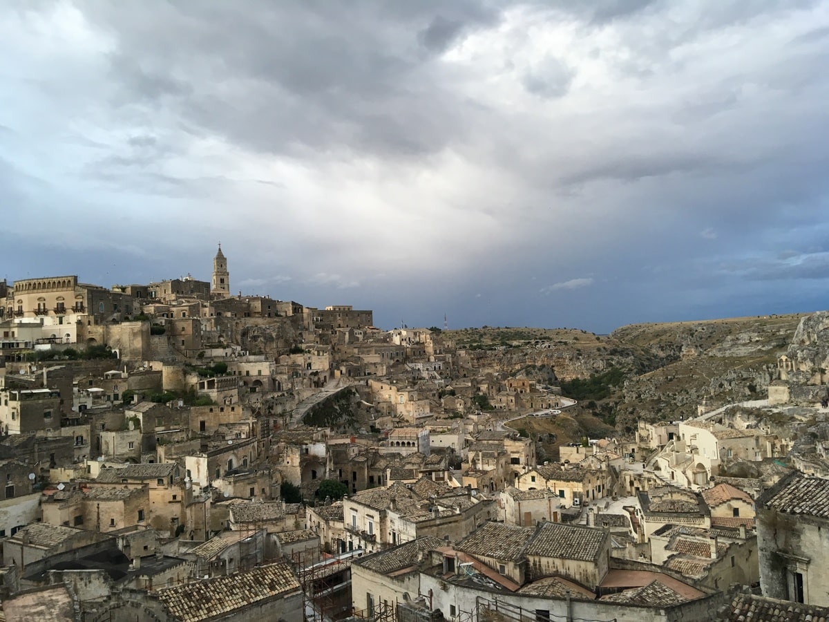 Ville de Matera dans notre article Visiter l'Italie du sud : 10 expériences uniques d'un itinéraire dans le sud de l'Italie #italie #suditalie #europe #voyage