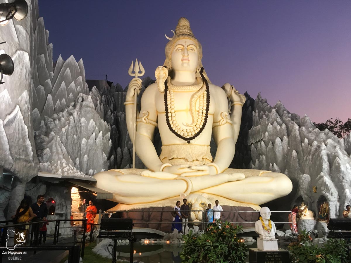 Shiva à Bangalore en Inde dans notre article Quand le voyage t'aide à garder la tête hors de l'eau #reflexion #voyage #depression