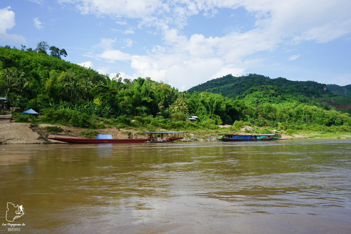 Se rendre au Laos depuis la Thaïlande en bateau sur le Mékong dans notre article Traverser la frontière Thaïlande-Laos en slowboat de Chiang Rai à Luang Prabang #slowboat #laos #thailande #bateau #mekong #voyage #asie