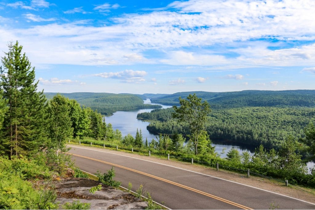 Road trip au Québec: 15 road trips thématiques à moins de 2h de Montréal #roadtrip #quebec #itineraire