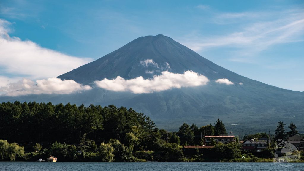 Mont Fuji au Japon dans notre article Visiter le Japon en 8 incontournables : que faire lors d’un voyage de 4 semaines #japon #voyage #asie