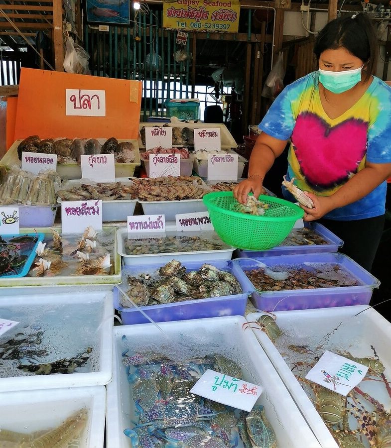 Marché aux poissons de Rawai Beach à Phuket dans notre article Visiter Phuket en Thaïlande : Que voir et que faire à Phuket en 16 idées #phuket #thailande #asiedusudest #voyage