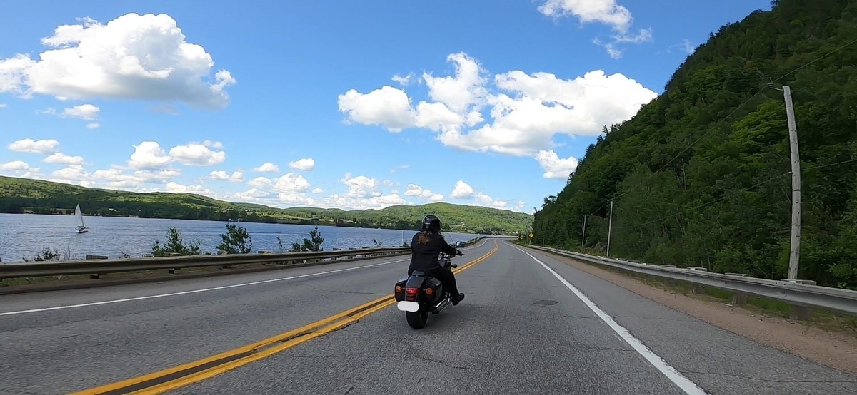 Visiter le Québec à moto dans notre article Visiter le Québec à moto en 10 itinéraires coups de coeur #quebec #moto #roadtrip #voyage #canada