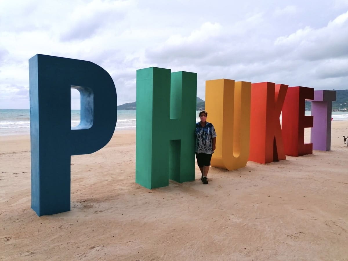 Phuket, plus grande île de la Thaïlande dans notre article Visiter Phuket en Thaïlande : Que voir et que faire à Phuket en 16 idées #phuket #thailande #asiedusudest #voyage