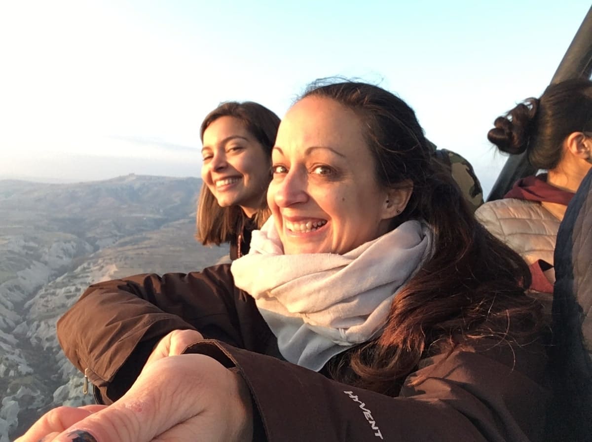 Mon vol en montgolfière en Cappadoce en Turquie dans notre article Vol en montgolfière au lever du soleil en Cappadoce dans notre article Montgolfière en Cappadoce en Turquie : Expérience et astuces pour organiser son vol #montgolfière #ballon #cappadoce #turquie #voyage