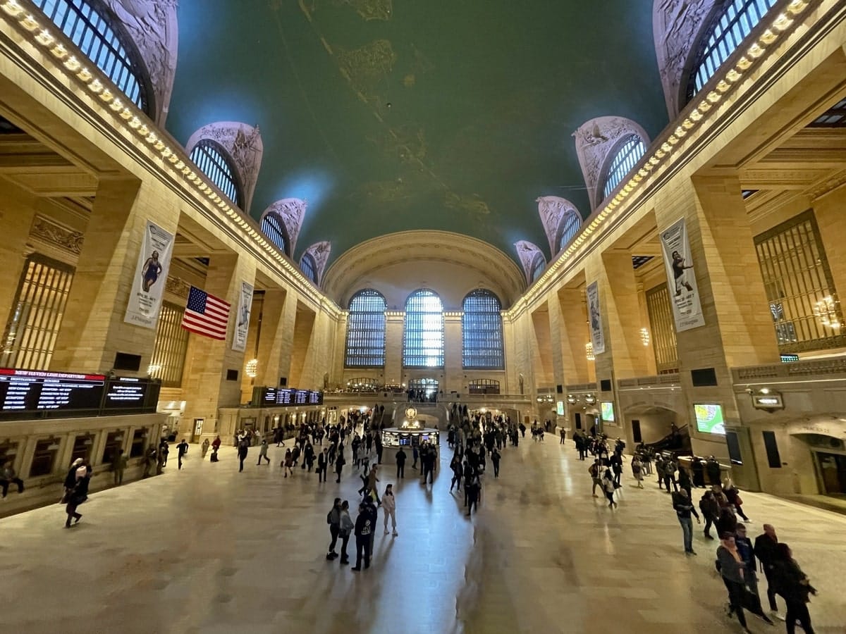Gare New York Grand Central dans notre article Que faire à New York : 10 nouveautés du nouveau New York à visiter #newyork #nouveaunewyork #voyagenewyork #grossepomme