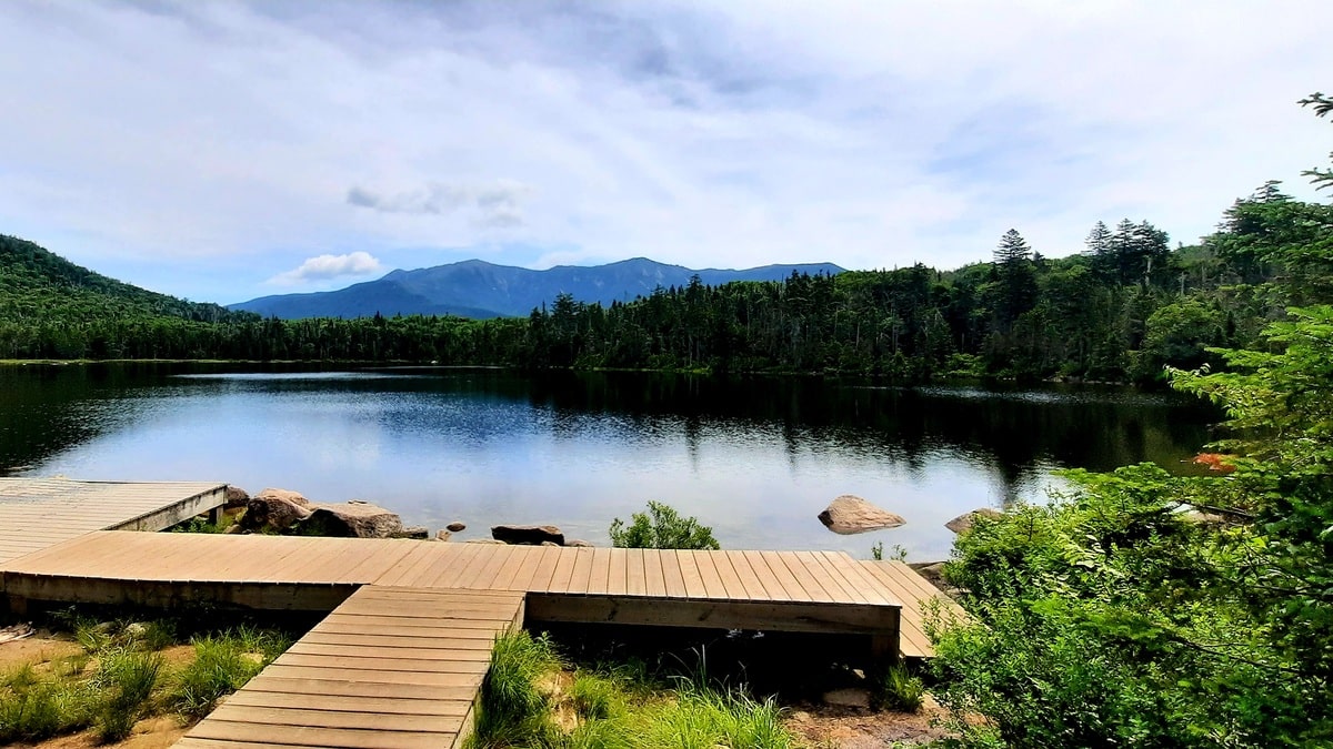 Lac Lonesome dans les monts Kinsman dans les Montagnes Blanches dans notre article White Mountains au New Hampshire : 5 randonnées à faire dans les Montagnes Blanches #MontagnesBlanches #Randonnée #NewHampshire #ÉtatsUnis 