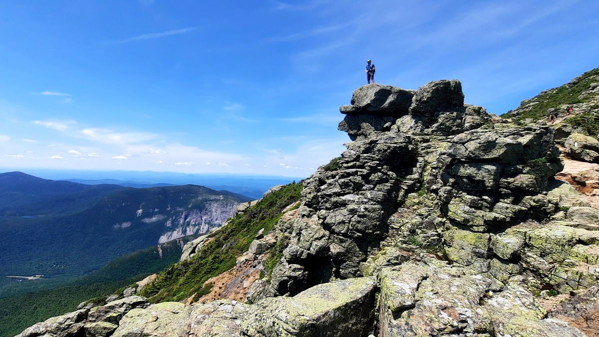 Sommet du mont Lafayette dans les White Mountains dans notre article 5 randonnées incontournables dans les montagnes Blanches au New Hampshire #MontagnesBlanches #Randonnée #NewHampshire #ÉtatsUnis 