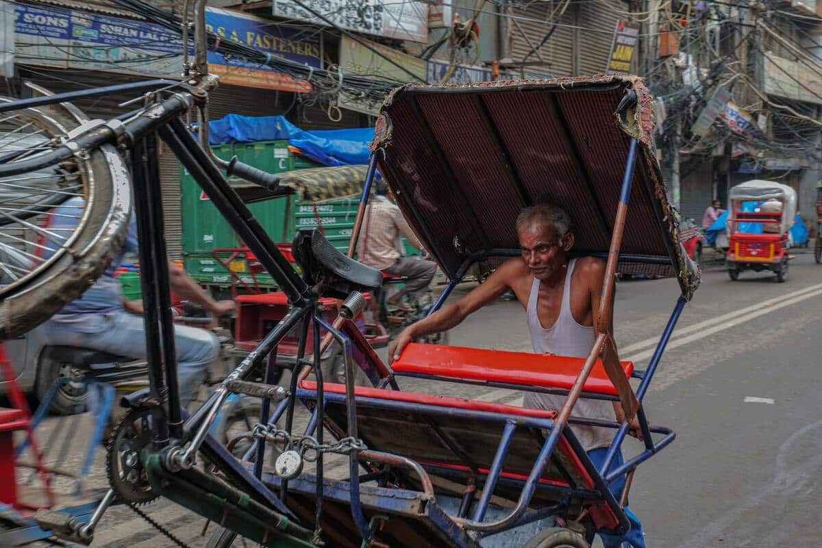 Cyclo-rickshaw dans notre article Visiter New Delhi en Inde : Que faire et que voir en 14 coups de coeur #NewDelhi #Inde #VisiterNewDelhi #IndeDuNord #AsieduSud