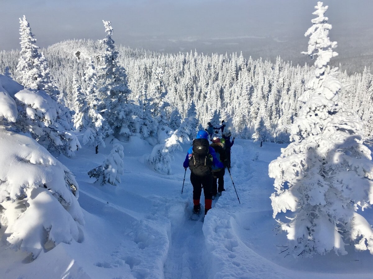 Randonnée hivernale dans le Parc national des Monts-Valin dans notre article La randonnée en hiver au Québec : 5 randonnées hivernales à tester #Randonnée #Hiver #Québec #Randonnéehivernale