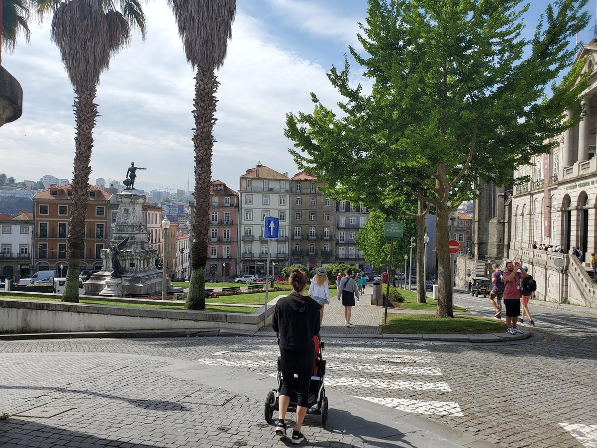 Voyage avec bébé au Portugal dans notre article Partir au Portugal avec un bébé : mes 2 semaines de voyage en solo avec un bébé #Portugal #Voyage #Europe #Solo #VoyageAvecBébé 