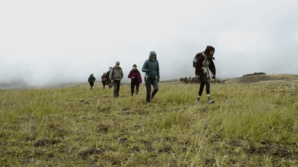 Montée du volcan Chimborazo vers le deuxième camp dans notre article Volcan Chimborazo en Équateur : Mon ascension du Chimborazo sur les traces des Hieleros #Chimborazo #Volcan #Équateur #AscensionChimborazo 