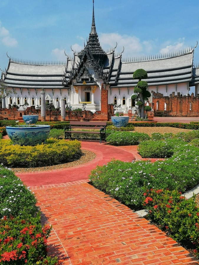 Temple au Ancien Siam Park Muang Boran dans notre article Que faire à Bangkok et que voir : visiter Bangkok en Thaïlande en 12 incontournables #Bangkok #Thaïlande #Asie #AsieduSudEst#VisiterBangkok 