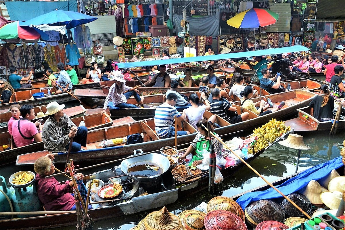 Marché flottant de Bang Nam Phueng à Bangkok dans notre article Que faire à Bangkok et que voir : visiter Bangkok en Thaïlande en 12 incontournables #Bangkok #Thaïlande #Asie #AsieduSudEst#VisiterBangkok 